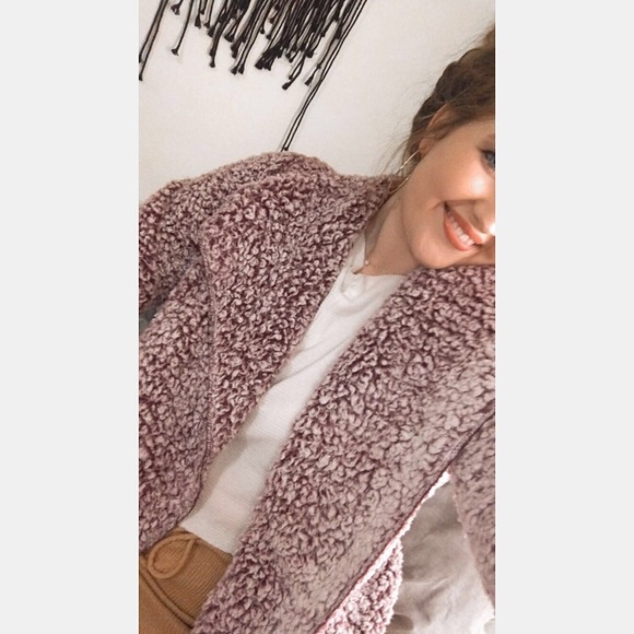 Secret Treasures Tops - 🌸Fuzzy Jacket/ Cardigan